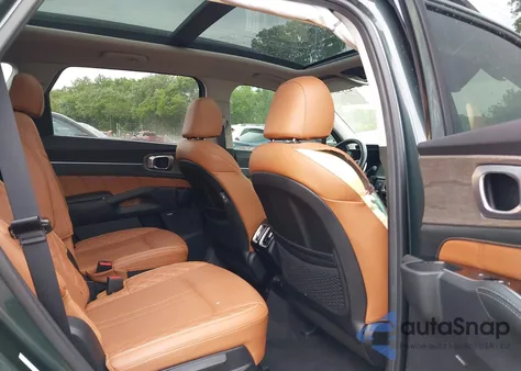 2022 Kia Sorento X-Line Sx Prestige z USA, uszkodzony, nr VIN 5XYRKDLFXNG136694